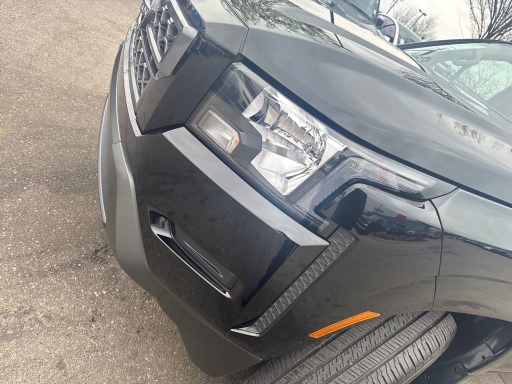 Certified 2024 Nissan Frontier SV w/ Technology Package image 34