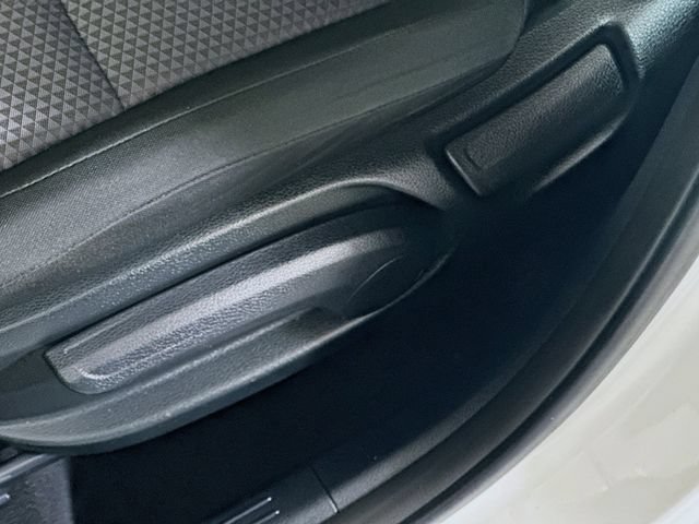 Used 2023 Kia Soul LX w/ LX Technology Package FWD image 13