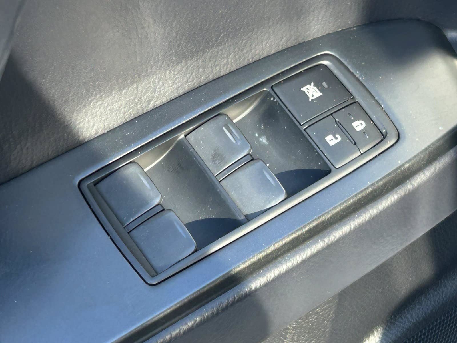 Used 2022 Lexus GX 460 Premium w/ Premium Package AWD/4WD image 25