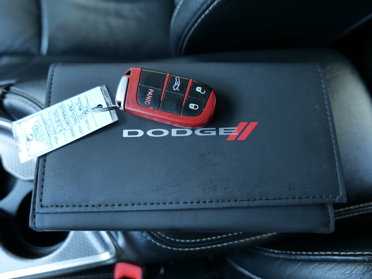 Used 2015 Dodge Challenger SRT Hellcat image 35