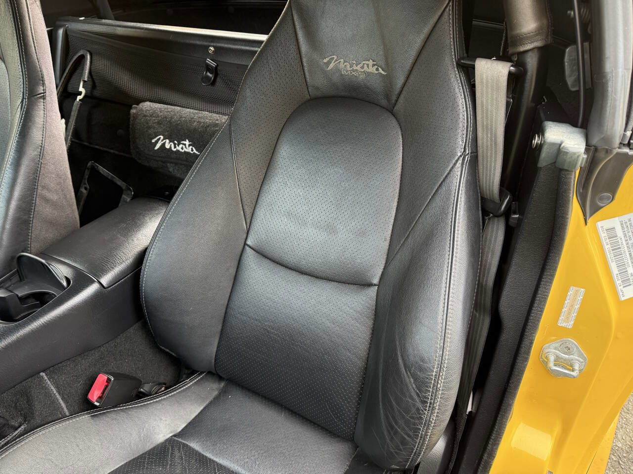 Used 2002 MAZDA MX-5 Miata SE image 40