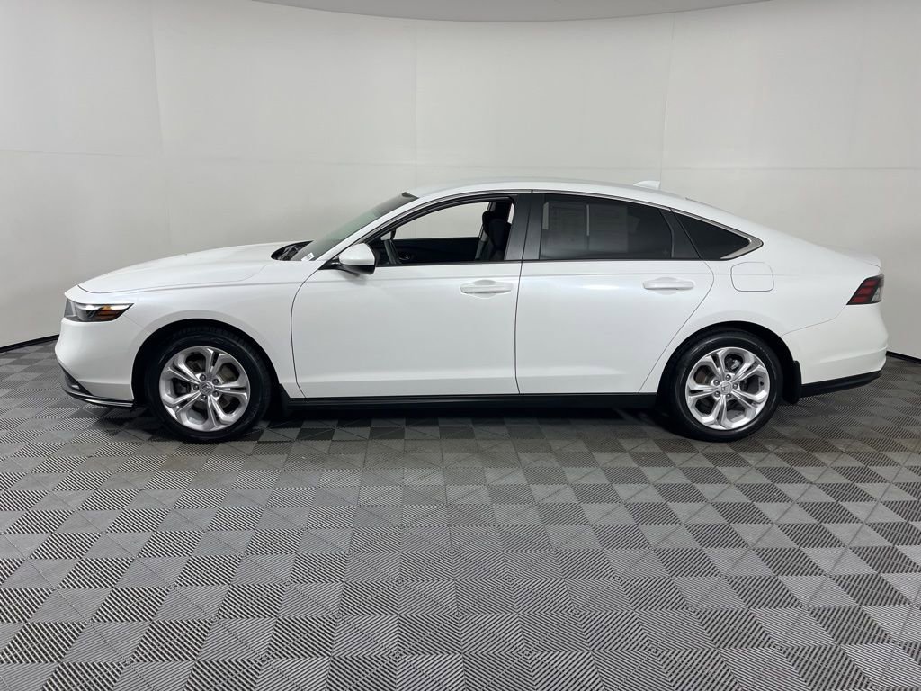 Certified 2023 Honda Accord LX image 2