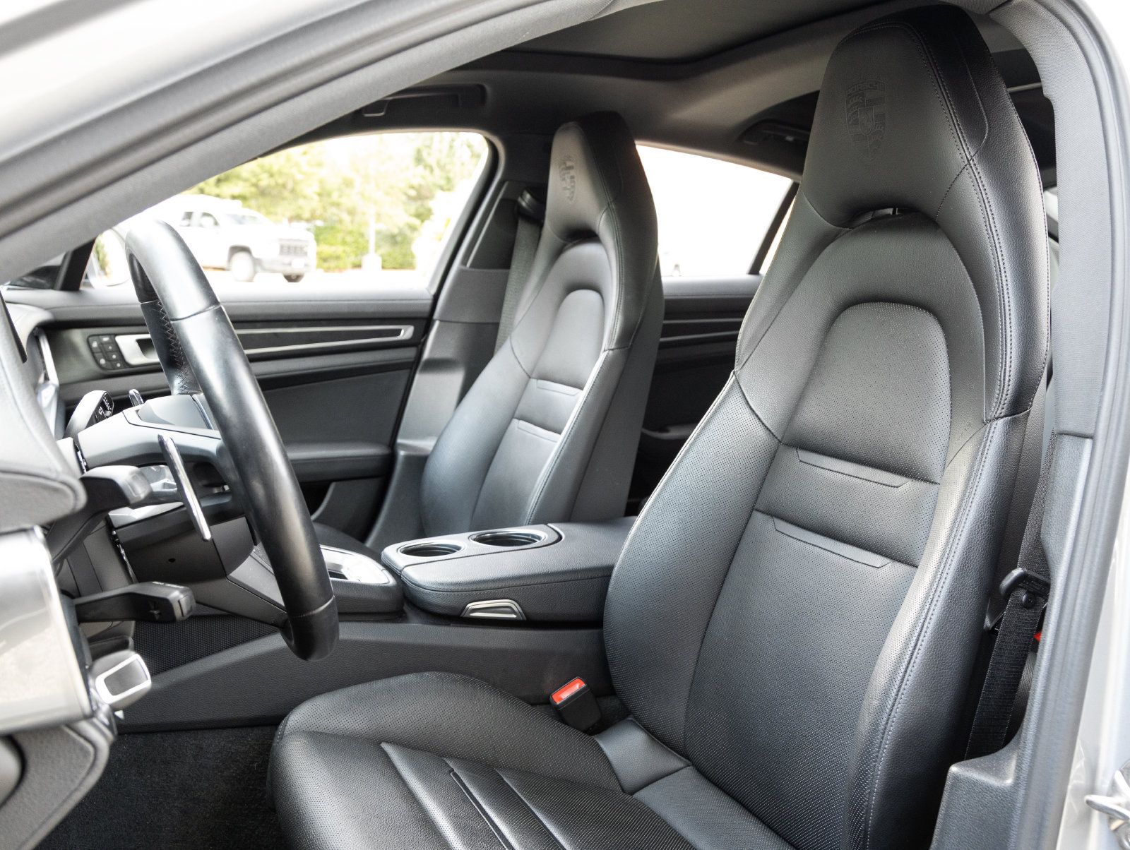 Certified 2023 Porsche Panamera 4 Platinum Edition AWD/4WD image 5