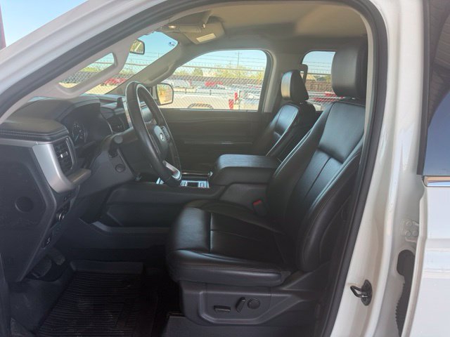 Used 2024 Ford Expedition XLT RWD image 13