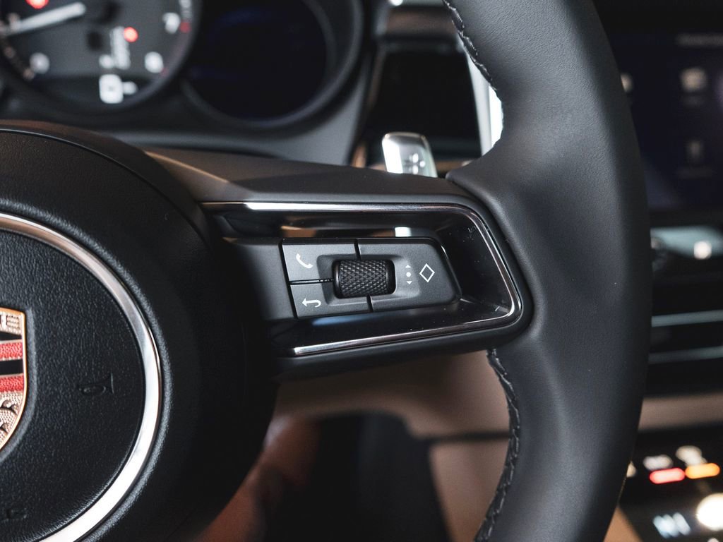 New 2025 Porsche Macan image 21
