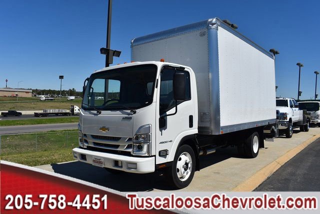 New 2025 Chevrolet Low Cab Forward image 4