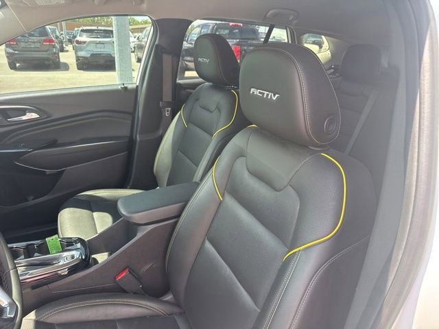 Used 2025 Chevrolet Trax ACTIV w/ Driver Confidence Package FWD image 12