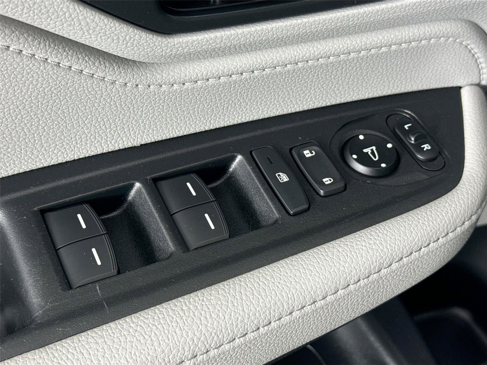 Used 2023 Honda Odyssey EX-L image 28
