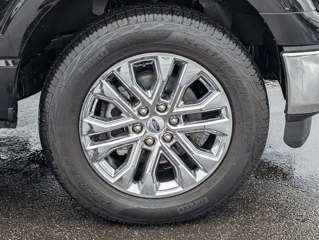 New 2024 Ford F150 XLT w/ Equipment Group 302A MID image 17