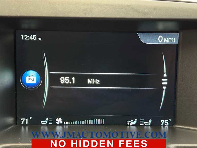 Used 2016 Volvo XC60 T6 w/ Proximity Package image 32