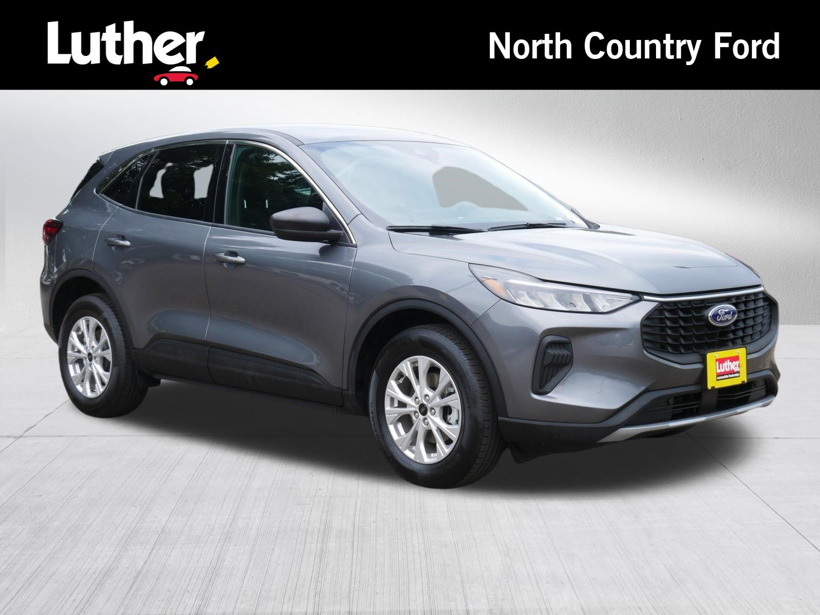 Used 2023 Ford Escape Active w/ Tech Pack #1 AWD/4WD image 1
