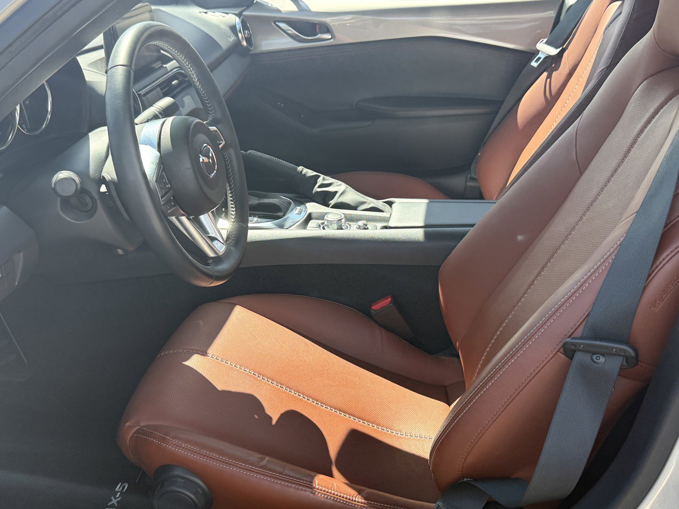 Used 2022 MAZDA MX-5 Miata RF Grand Touring w/ Weather Package image 11