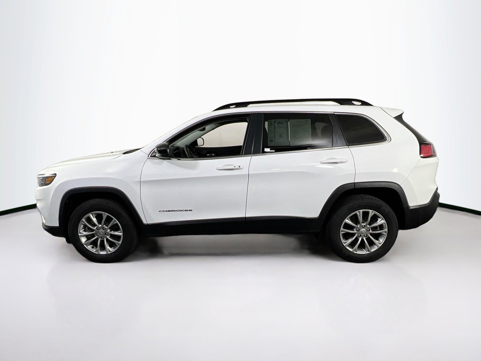 Used 2022 Jeep Cherokee Latitude Lux AWD/4WD image 8
