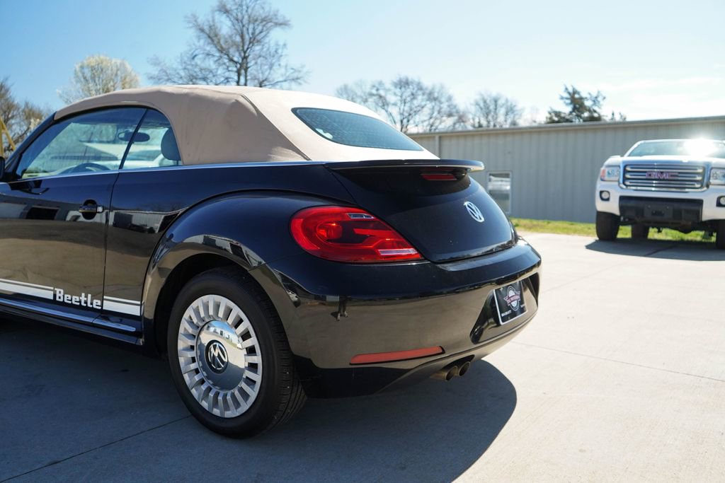 Used 2014 Volkswagen Beetle 2.5 image 14