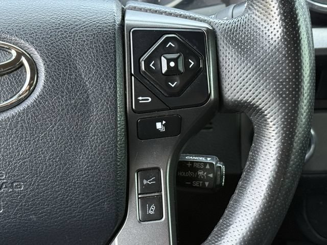Used 2018 Toyota Tacoma TRD Sport w/ Technology Package RWD image 14