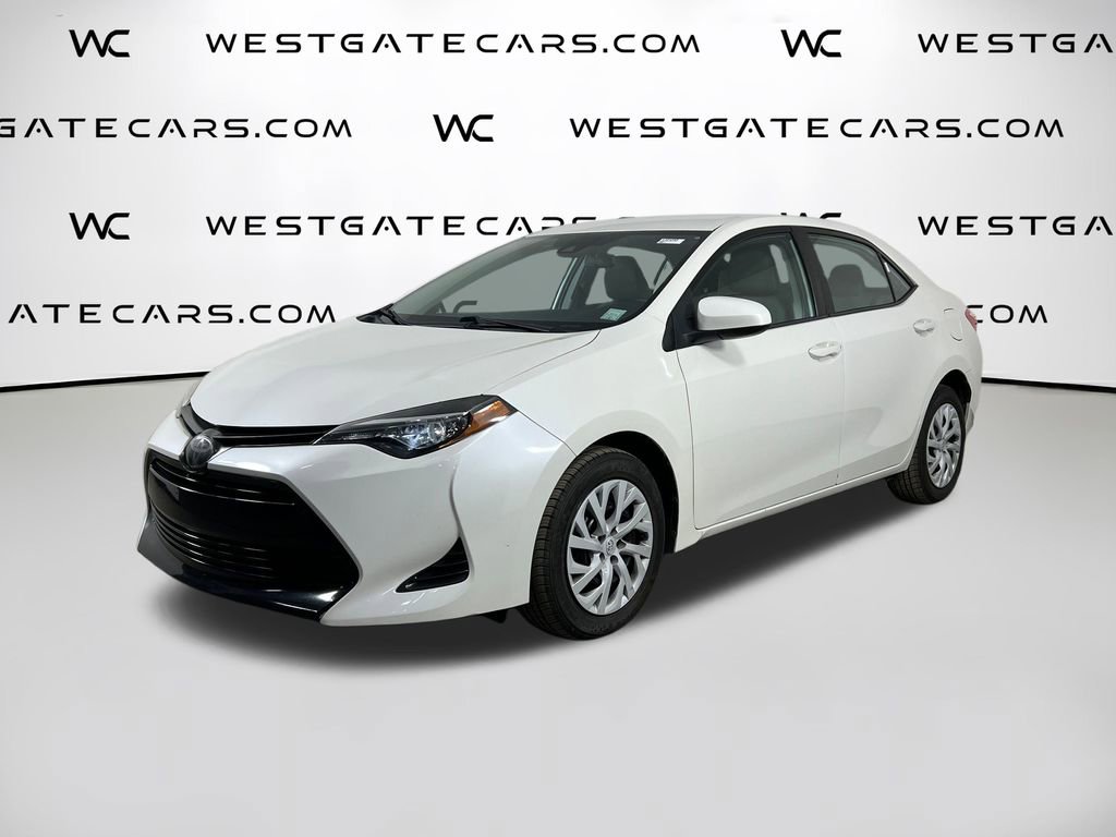 Used 2019 Toyota Corolla LE image 1