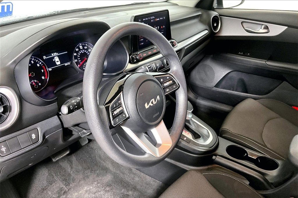 Used 2024 Kia Forte LXS image 10