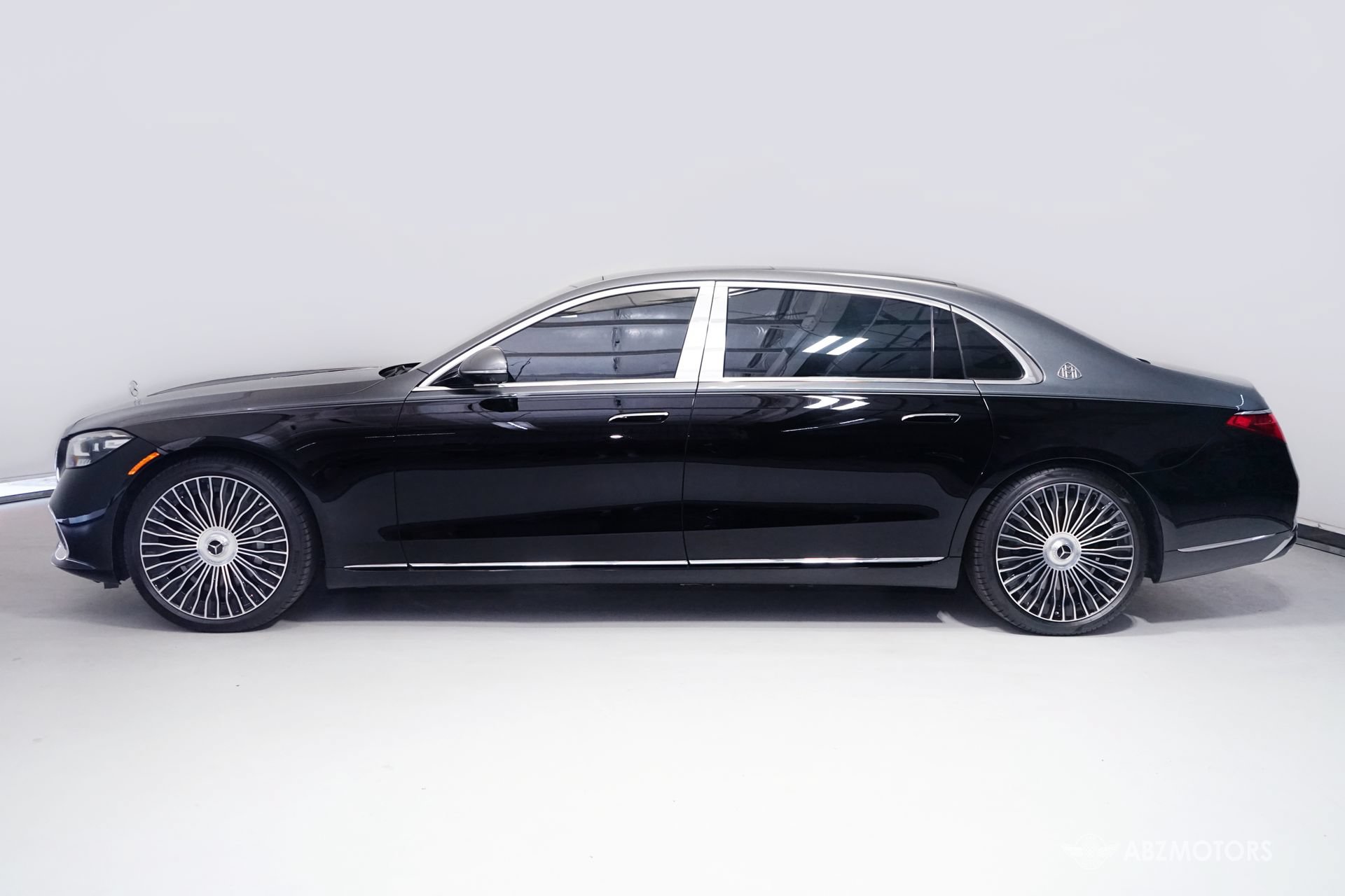 Used 2024 Mercedes-Benz Maybach S 580 4MATIC image 4