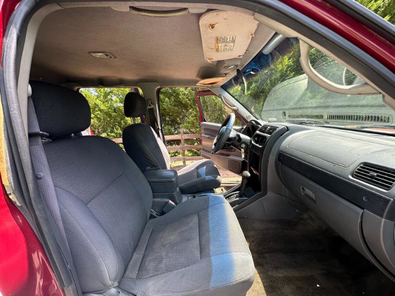 Used 2004 Nissan Frontier XE w/ (PWR) Pwr Pkg image 9