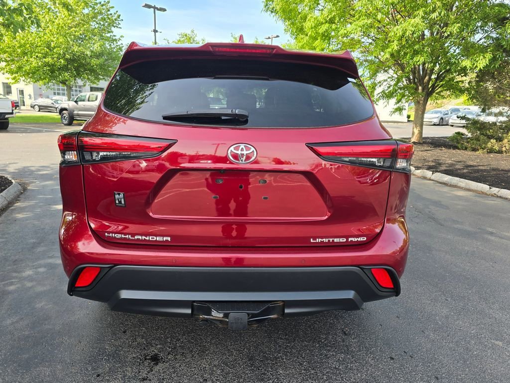 Used 2021 Toyota Highlander Limited AWD/4WD image 7