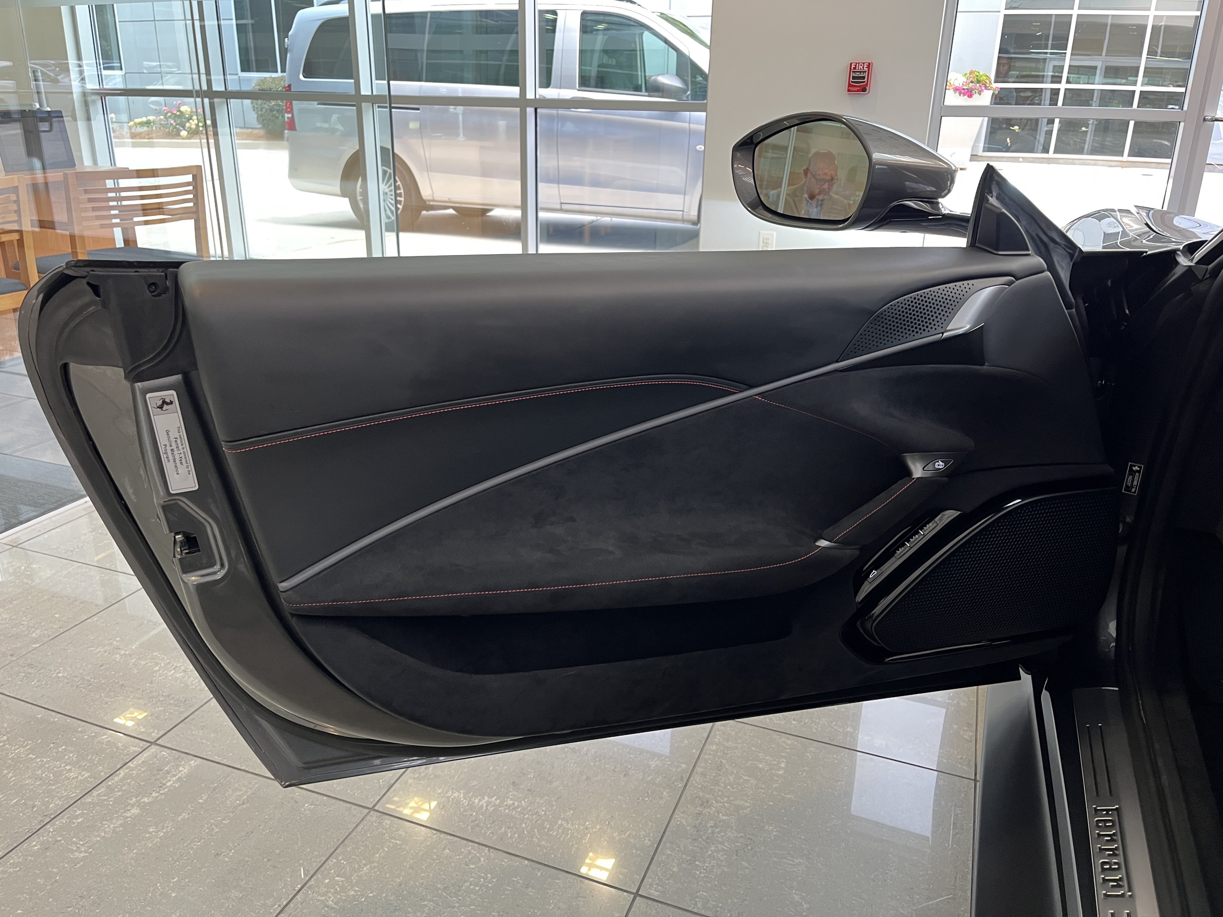 Used 2022 Ferrari Roma RWD image 16