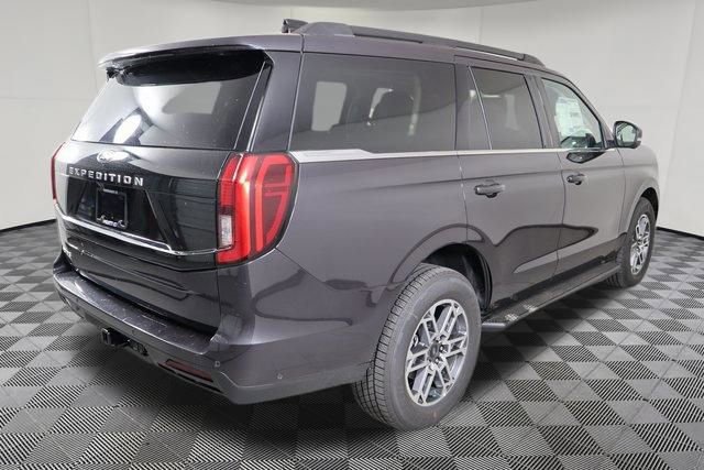 New 2025 Ford Expedition Active image 12