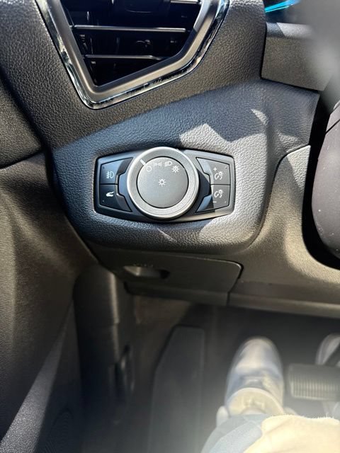 Used 2019 Ford Escape Titanium FWD image 13