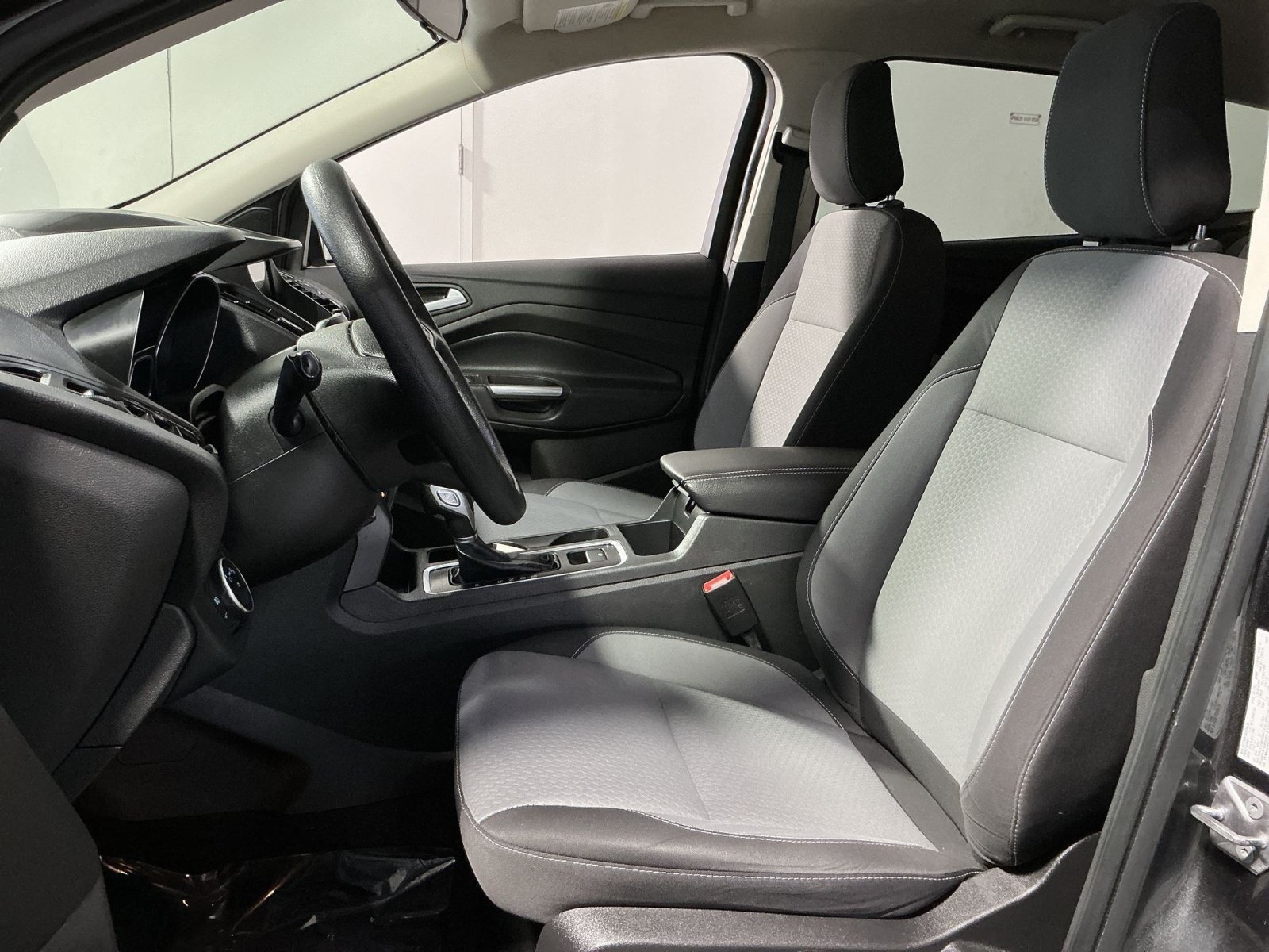 Used 2019 Ford Escape SE AWD/4WD image 14