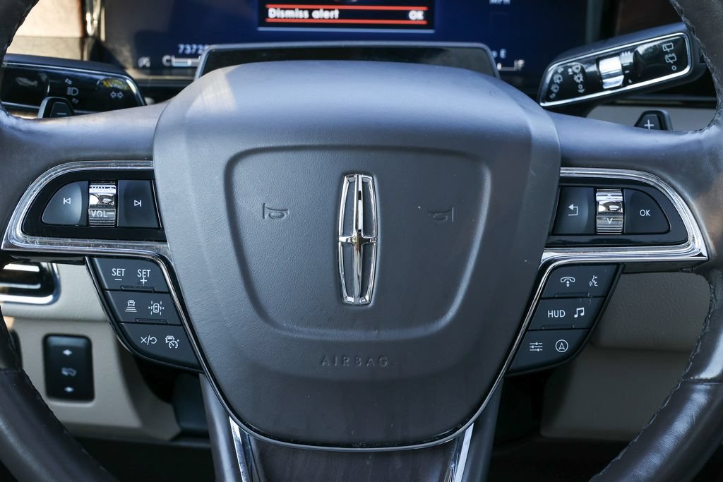 Used 2022 Lincoln Navigator Reserve AWD/4WD image 7