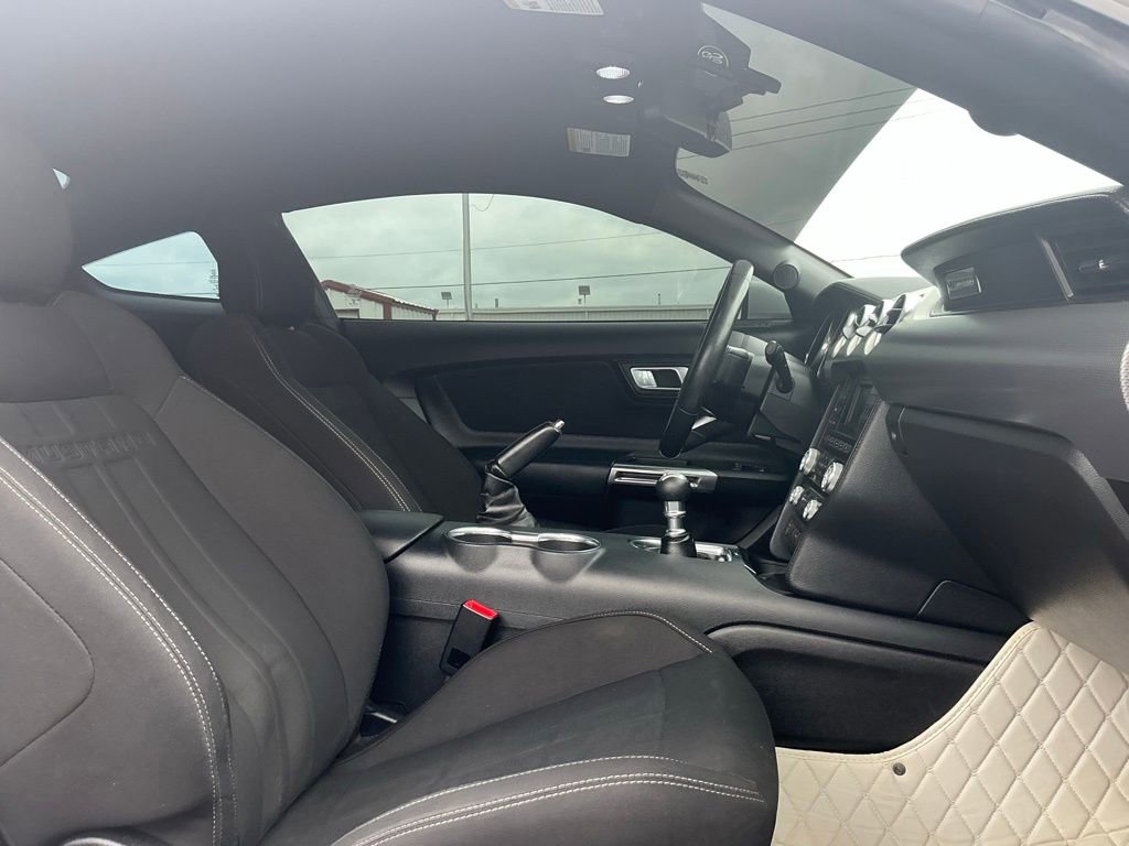 Used 2018 Ford Mustang GT RWD image 20