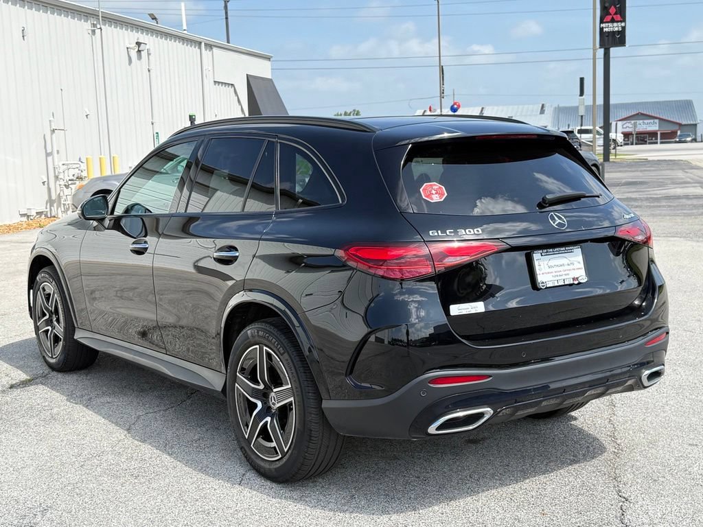 Used 2024 Mercedes-Benz GLC 300 4MATIC image 6