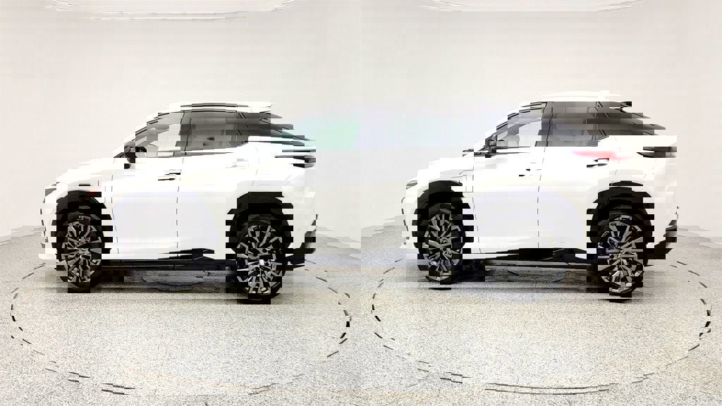 Used 2023 Lexus RZ 450e Premium w/ Accessory Package (2T) image 8