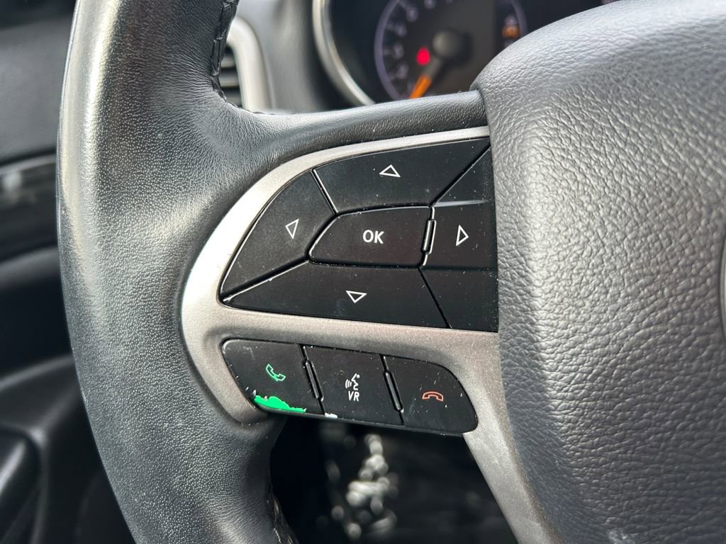 Used 2019 Jeep Grand Cherokee Altitude image 21