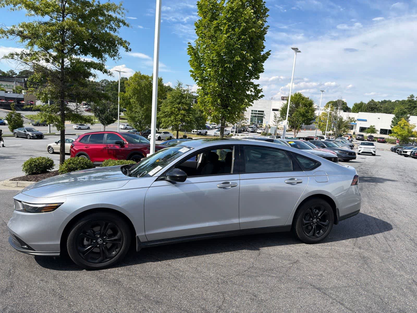 Used 2025 Honda Accord SE image 6