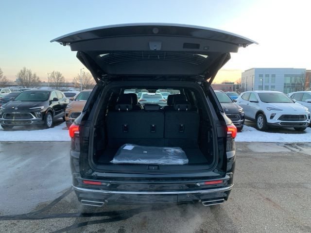 New 2026 Buick Enclave Avenir w/ Super Cruise Package FWD image 29