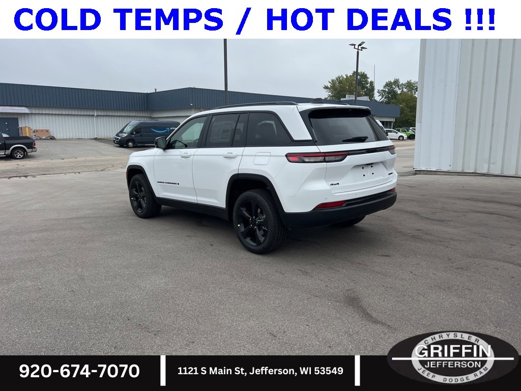 New 2025 Jeep Grand Cherokee Limited w/ Luxury Tech Group II image 15