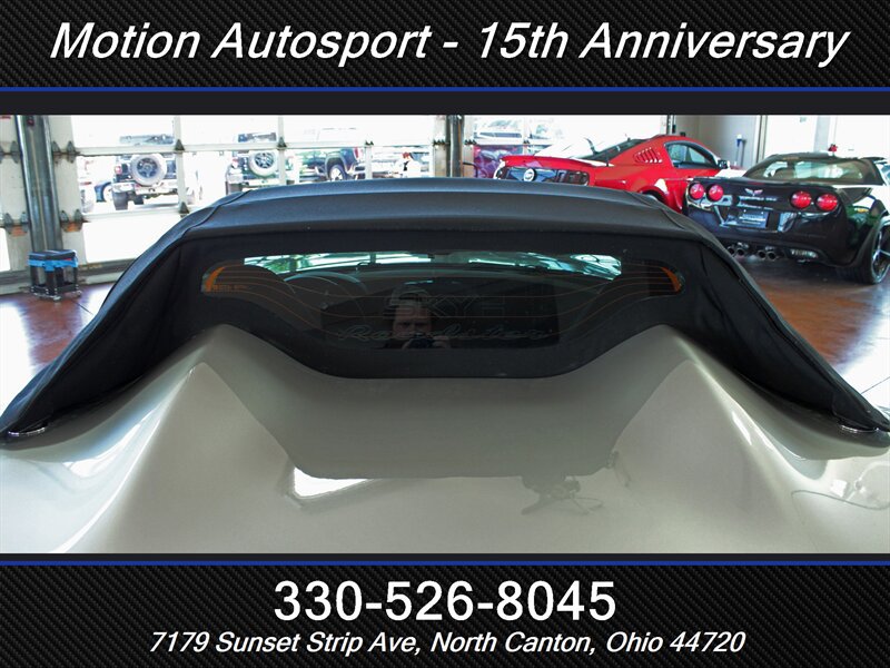 Used 2007 Saturn Sky RWD image 14