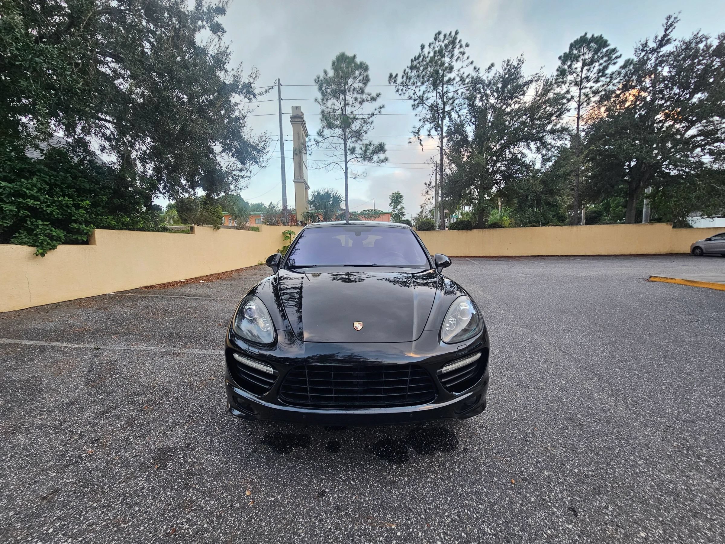 Used 2013 Porsche Cayenne GTS AWD/4WD image 3