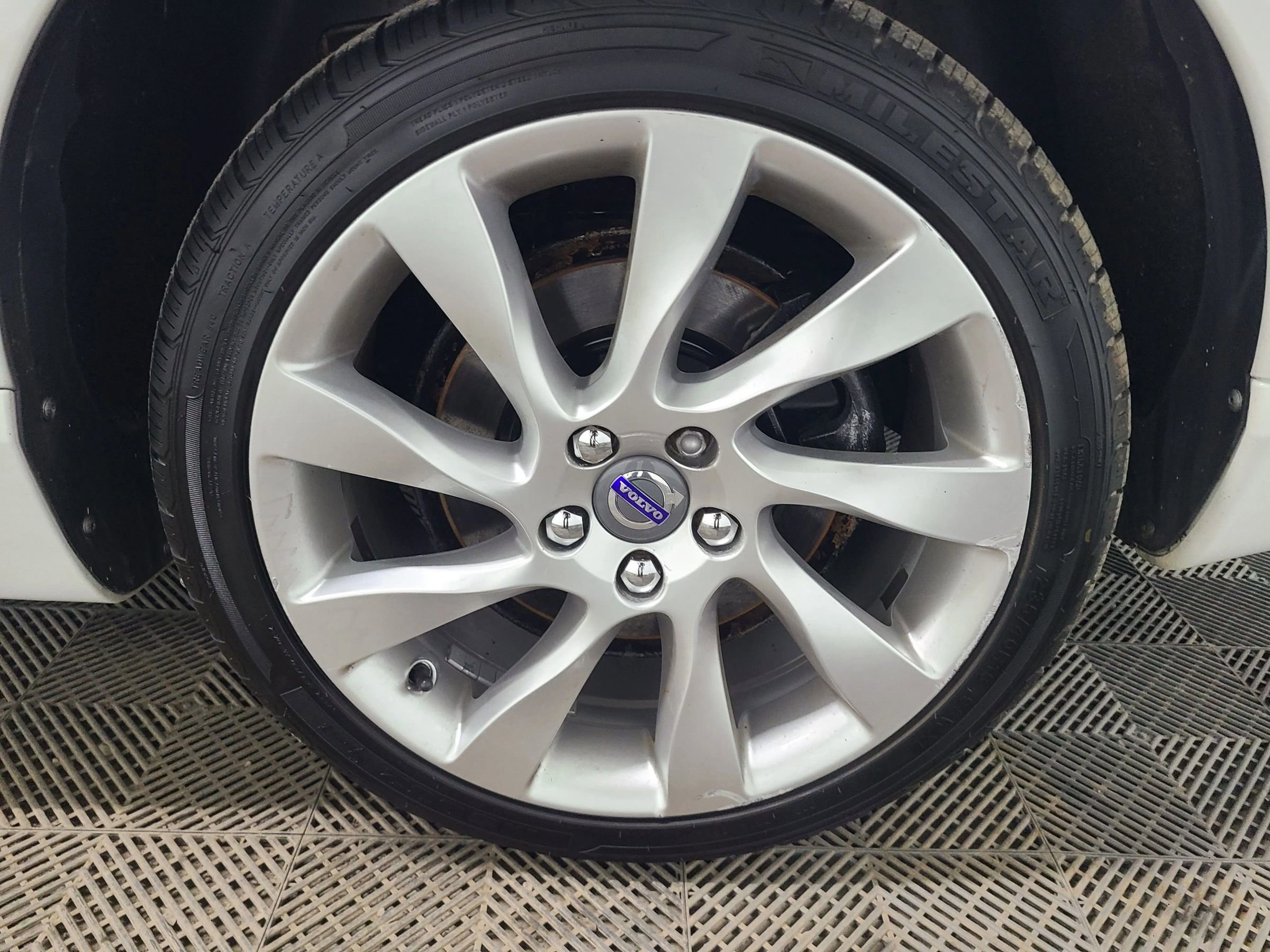 Used 2016 Volvo S80 T5 image 15