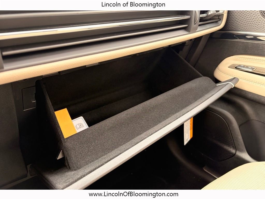 New 2026 Lincoln Corsair Premiere image 56