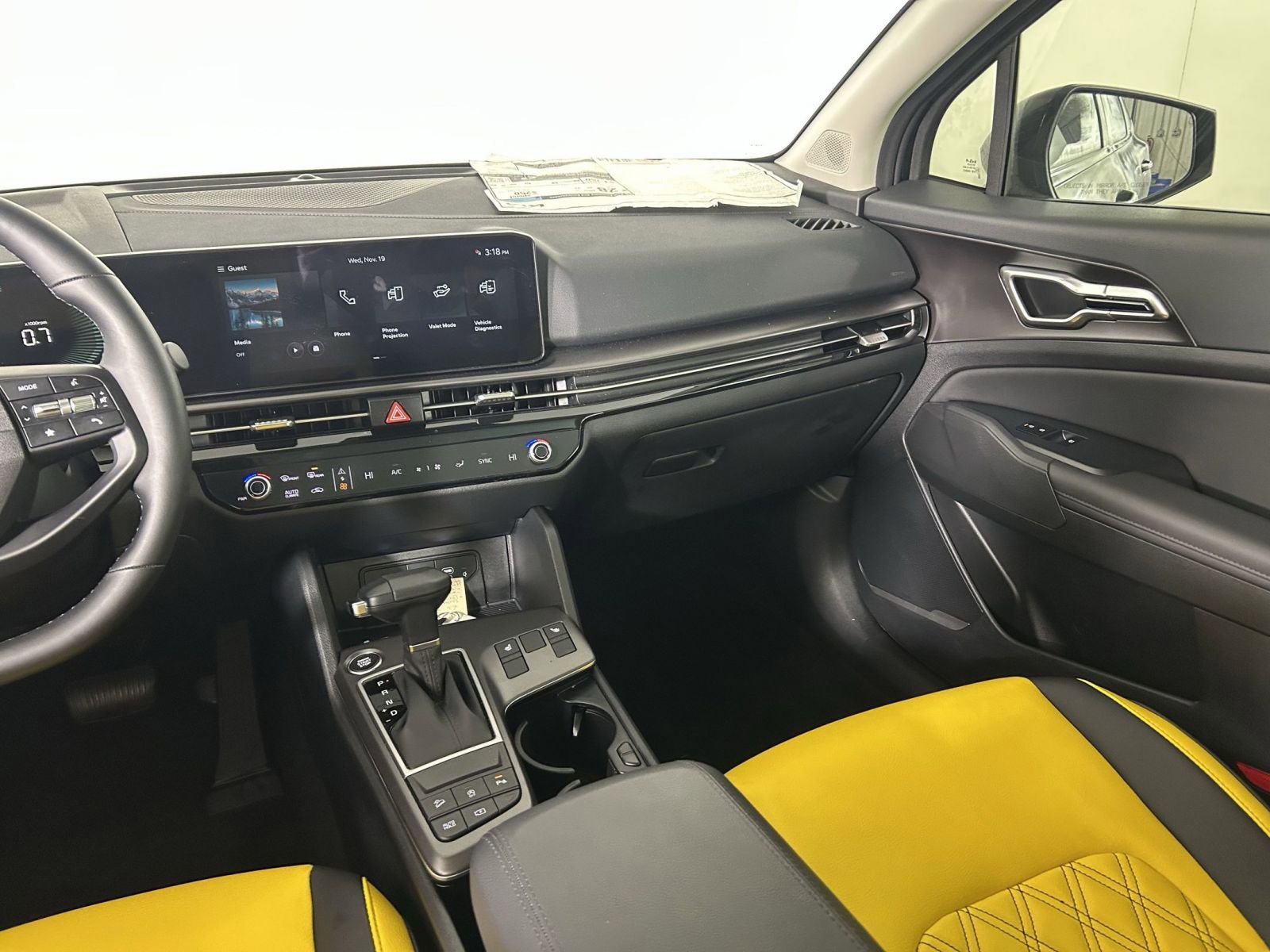New 2026 Kia Sportage EX w/ EX Panorama Roof Package image 40