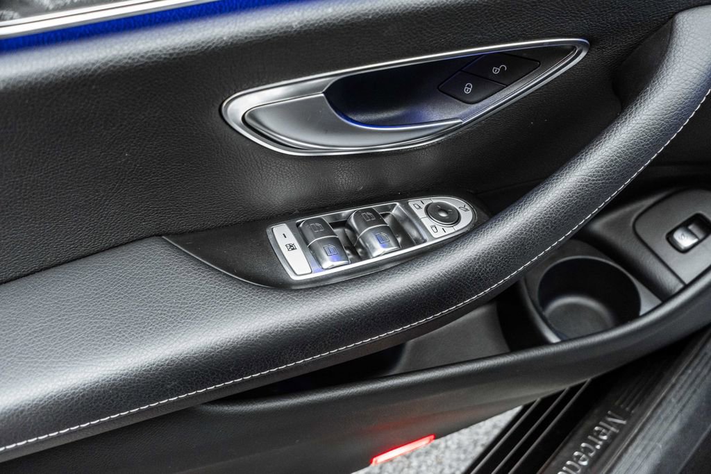 Used 2021 Mercedes-Benz E 350 4MATIC Sedan image 15