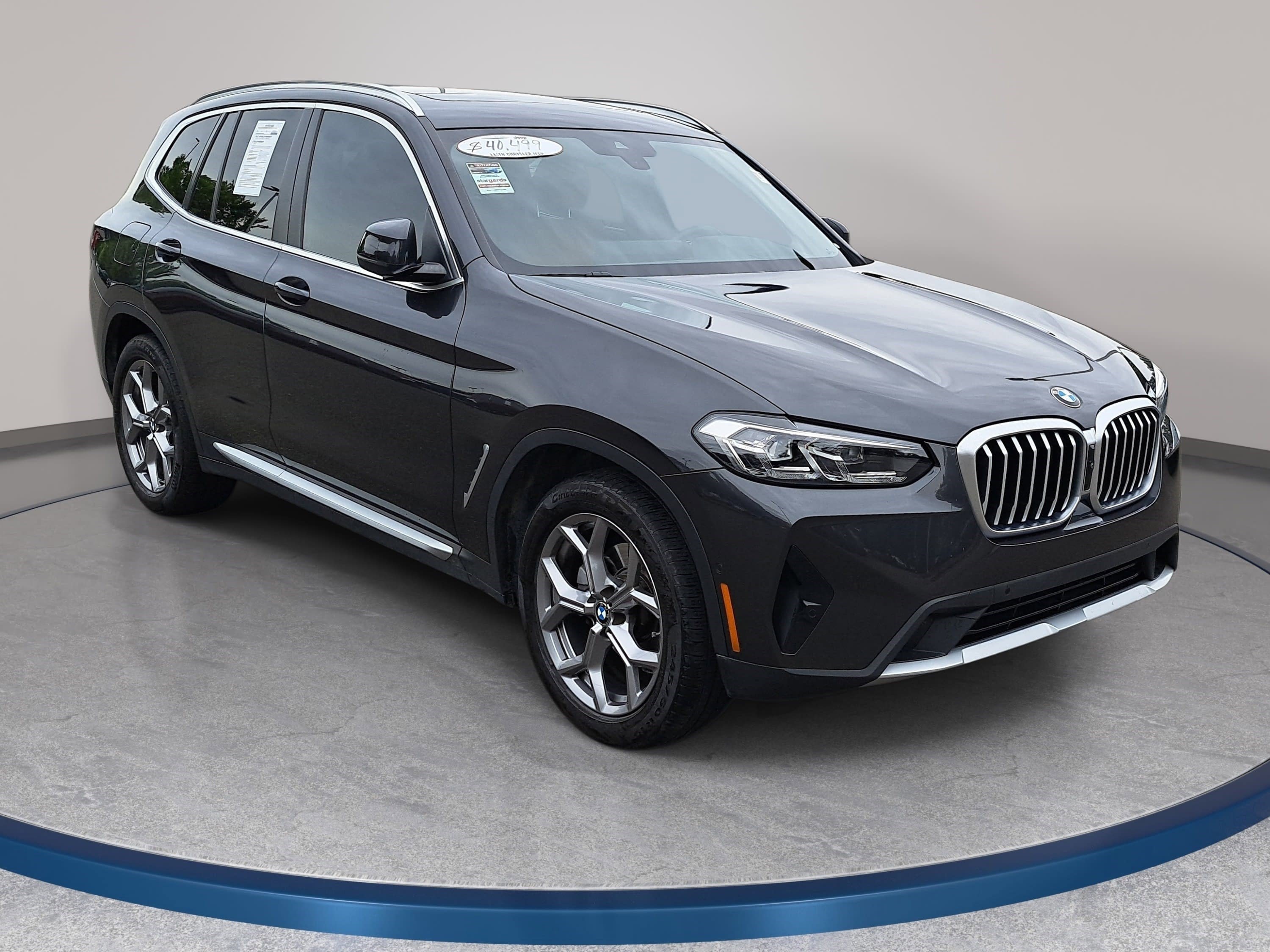 Used 2024 BMW X3 xDrive30i w/ Premium Package w/ZPA AWD/4WD image 3