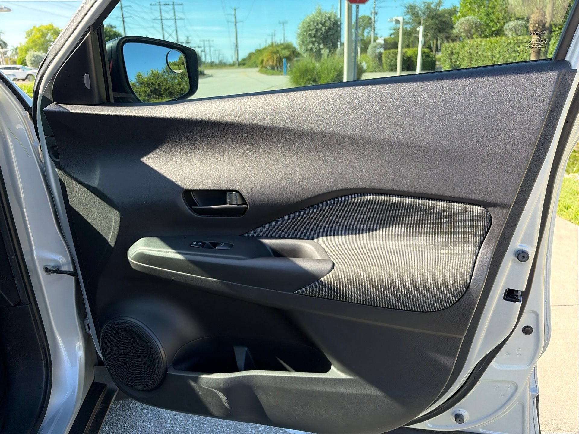 Used 2020 Nissan Kicks S FWD image 18