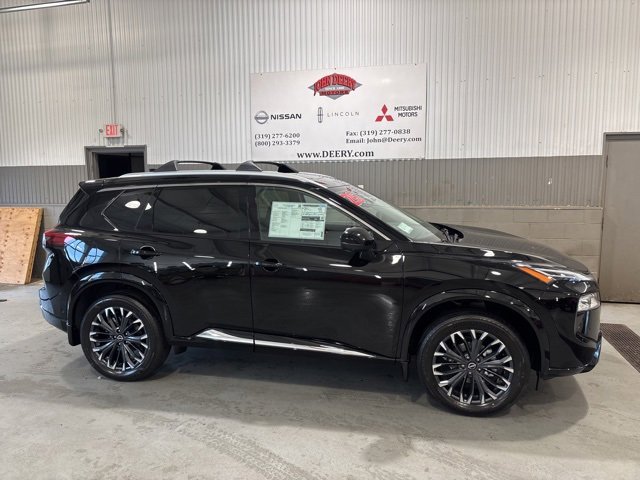 New 2026 Nissan Rogue Platinum image 2