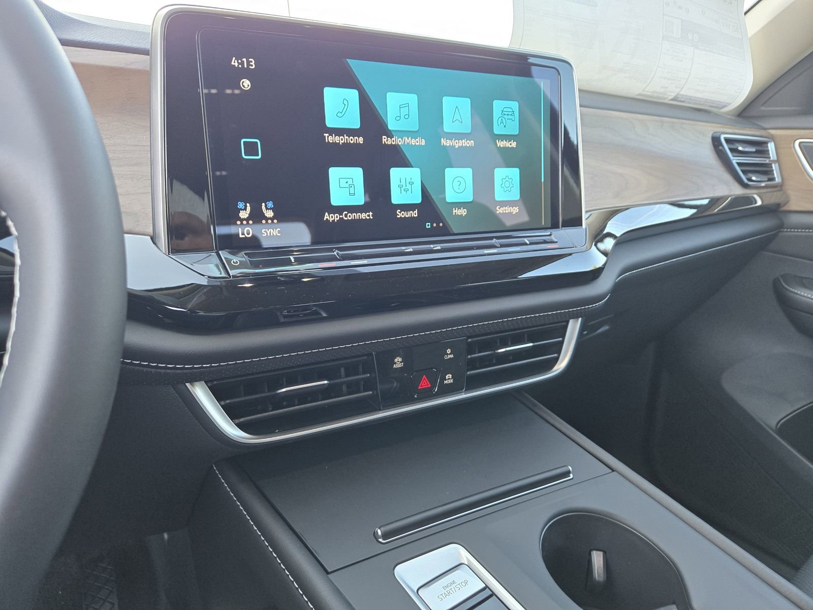 New 2026 Volkswagen Atlas SE image 11