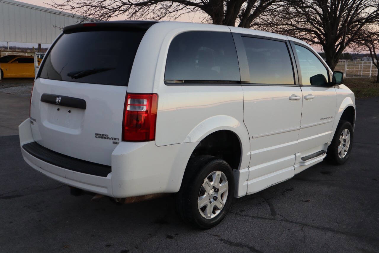 Used 2010 Dodge Grand Caravan SE w/ Climate Group image 7