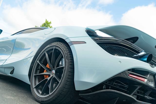 Used 2018 McLaren 720S Performance RWD image 33