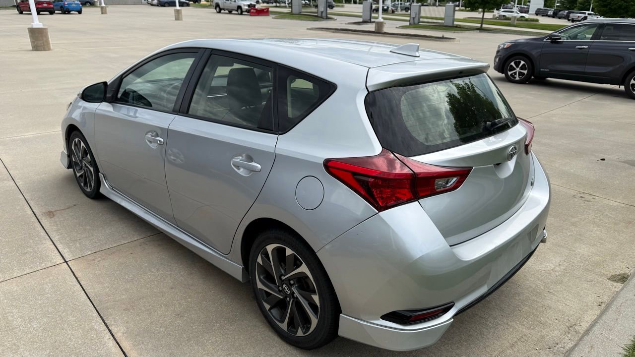 Used 2016 Scion iM FWD image 4