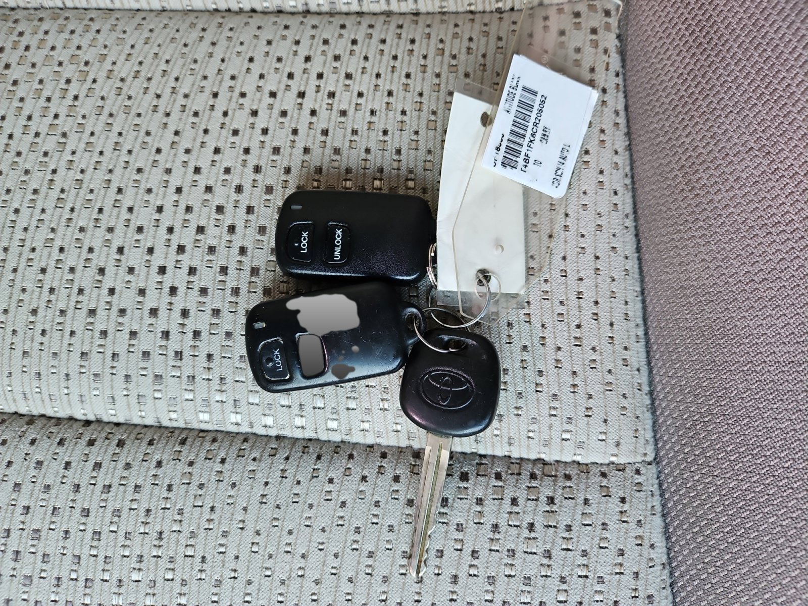 Used 2012 Toyota Camry FWD image 18